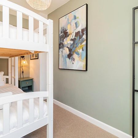 Villa Tranquility Nook Portsmouth Esterno foto