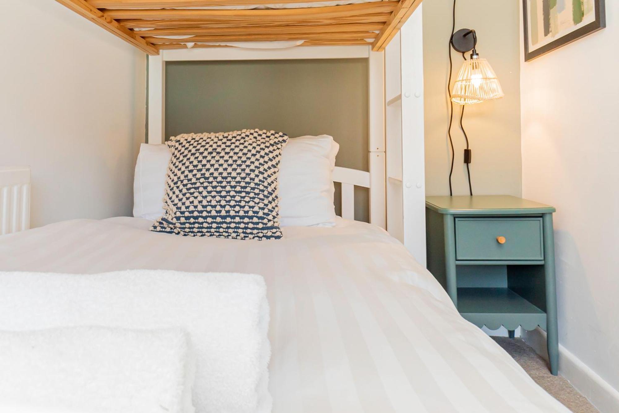 Villa Tranquility Nook Portsmouth Esterno foto